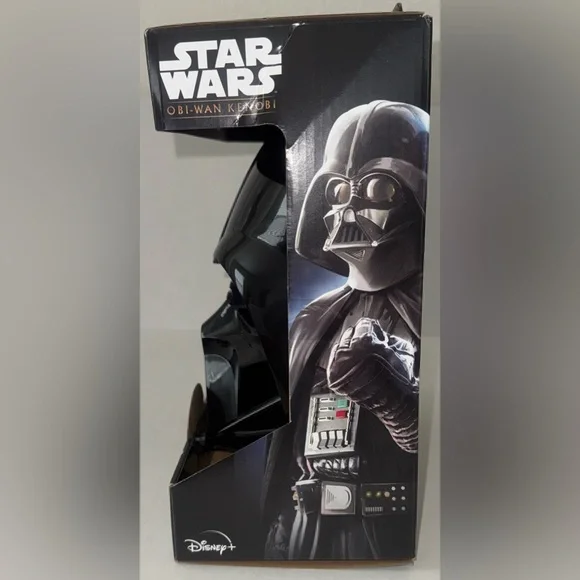 Star Wars Darth Vader Voice Changer Mask - Picture 3 of 10